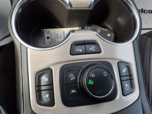 Used 2022 GMC Terrain Denali w/ Denali Premium Package image 23