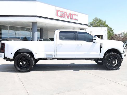 Used 2026 Ford F450 Platinum w/ FX4 Off-Road Package AWD/4WD image 7