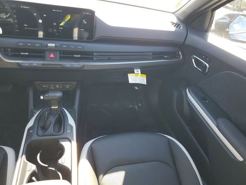 New 2025 Kia K4 GT-Line w/ GT-Line Premium Package image 27