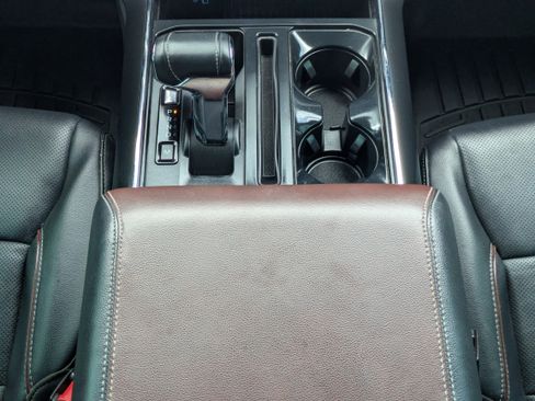 Used 2023 Ford F150 Lariat AWD/4WD image 6