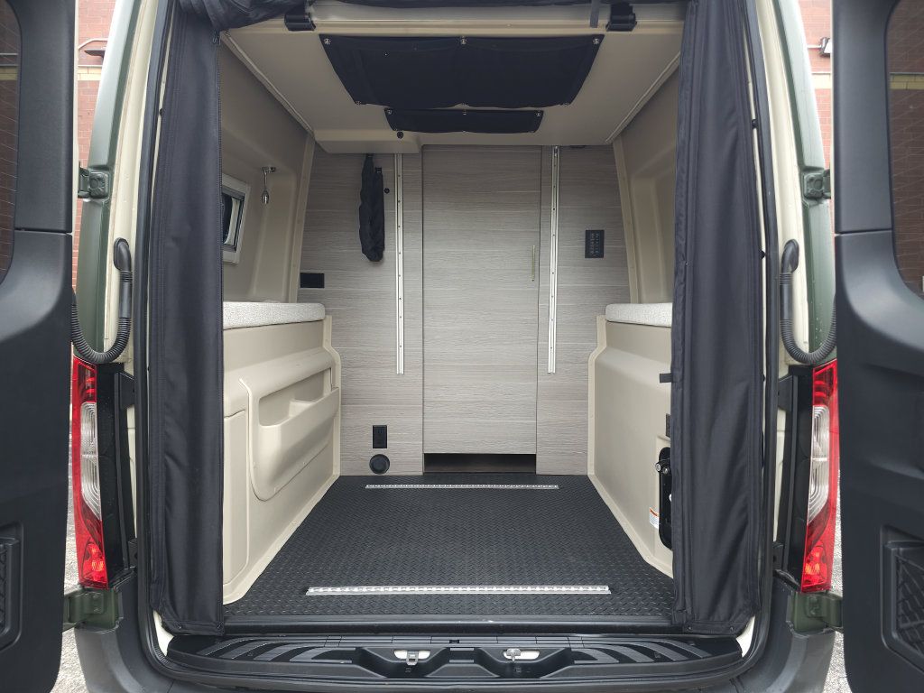 Used 2023 Mercedes-Benz Sprinter 2500 image 29