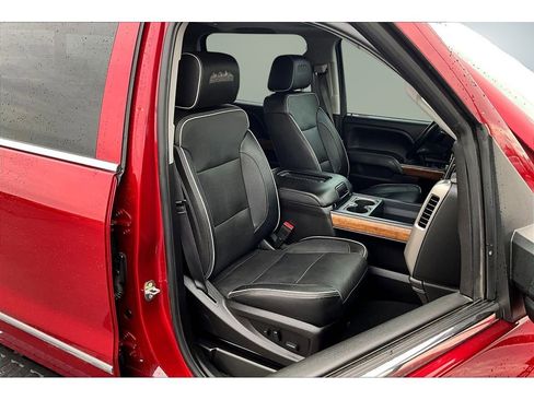 Used 2019 Chevrolet Silverado 3500 High Country w/ Duramax Plus Package image 30