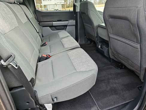 Used 2023 Ford F150 XLT AWD/4WD image 12