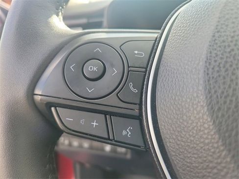 Used 2019 Toyota RAV4 Limited image 25