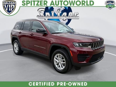 Certified 2024 Jeep Grand Cherokee Laredo X AWD/4WD image 1
