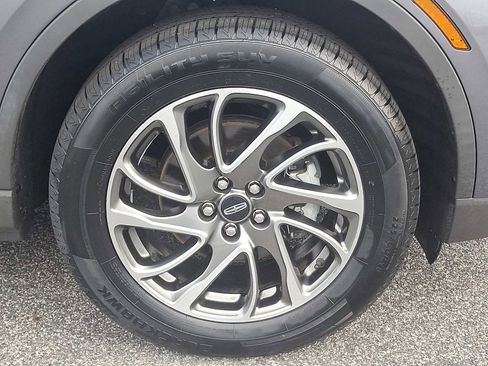 Used 2022 Lincoln Corsair Standard w/ Equipment Group 101A image 8