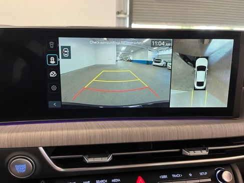Used 2025 Hyundai Sonata Limited FWD image 28