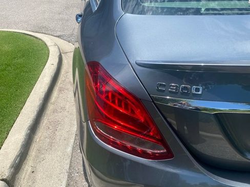 Used 2018 Mercedes-Benz C 300 Sedan image 9