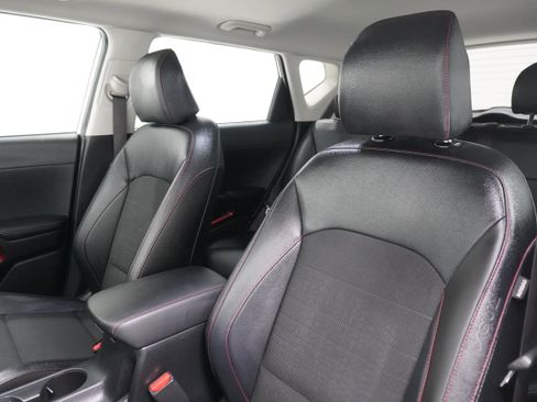 Used 2020 Kia Soul GT-Line Turbo FWD image 9
