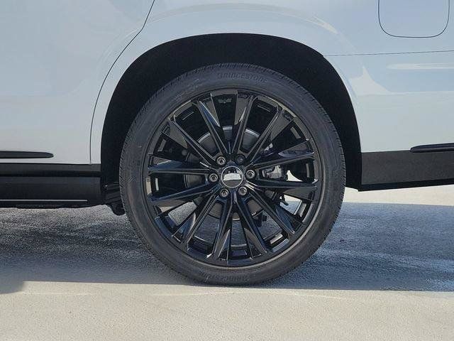 New 2026 Cadillac Escalade Platinum Sport w/ LPO, ONYX Package AWD/4WD image 10