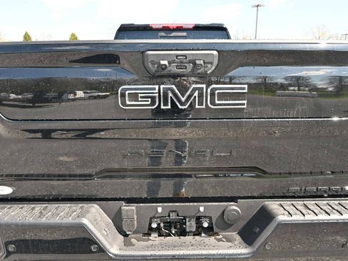 New 2026 GMC Sierra 3500 Denali w/ Denali Reserve Package image 11