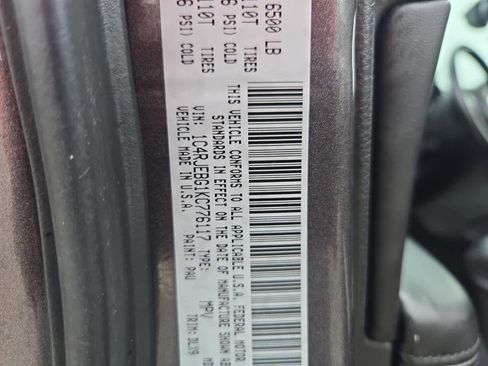 Used 2019 Jeep Grand Cherokee Limited w/ Luxury Group II image 37