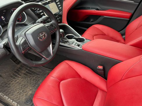 Used 2020 Toyota Camry XSE w/ Navigation Package image 7