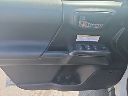 Used 2020 Toyota Tacoma TRD Pro AWD/4WD image 14