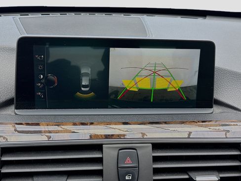 Used 2017 BMW 330i Sedan image 10