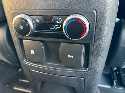 Used 2023 Ford Explorer XLT w/ Equipment Group 202A image 28