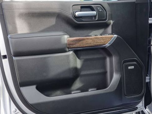 Used 2021 GMC Sierra 1500 Elevation w/ Preferred Package image 19