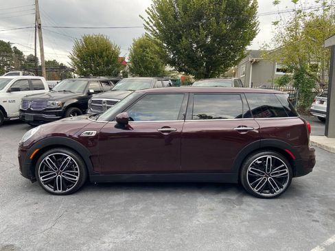 Used 2019 MINI Cooper Clubman S w/ Storage Package image 9
