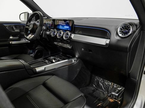 Used 2024 Mercedes-Benz GLB 35 AMG 4MATIC image 15