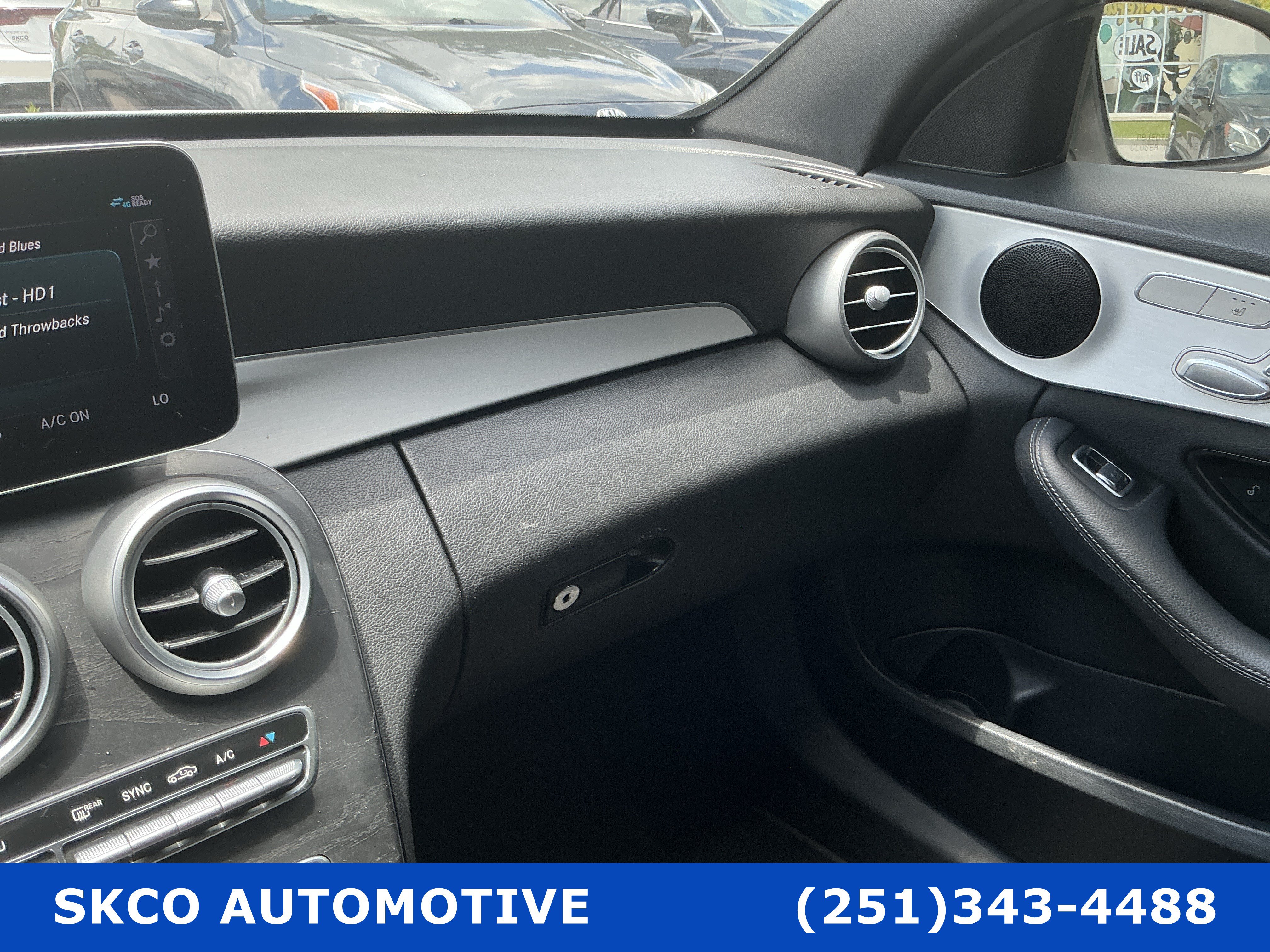 Used 2021 Mercedes-Benz C 300 Sedan w/ Parking Assistance Package image 24