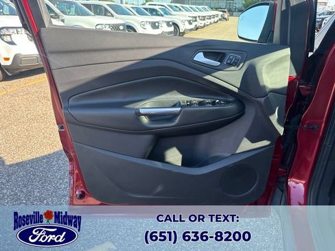 Used 2016 Ford Escape Titanium w/ Equipment Group 301A AWD/4WD image 25