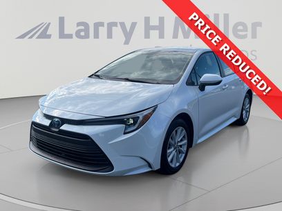 Certified 2025 Toyota Corolla LE w/ LE Premium Package