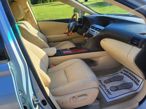 Used 2011 Lexus RX 350 AWD image 19
