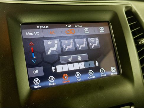 Used 2021 Jeep Cherokee Latitude Lux FWD image 17