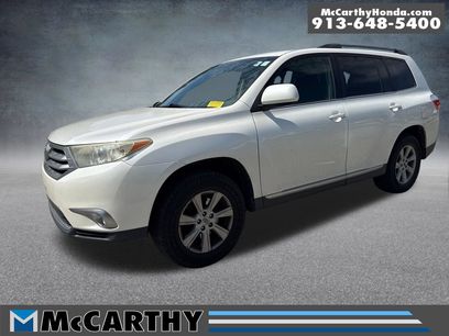 Used 2013 Toyota Highlander SE