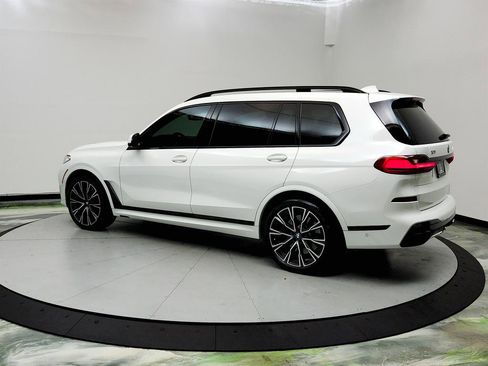 Used 2020 BMW X7 M50i w/ Dynamic Handling Package AWD/4WD image 7