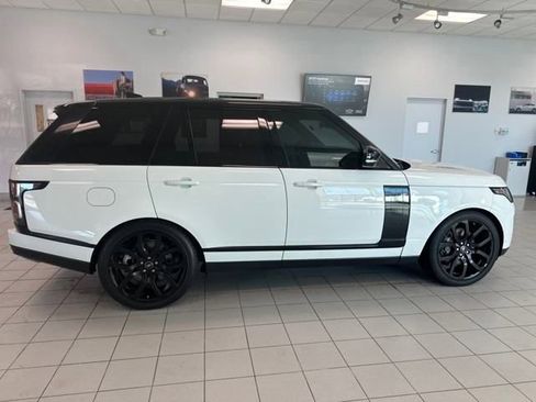 Used 2018 Land Rover Range Rover Supercharged image 8