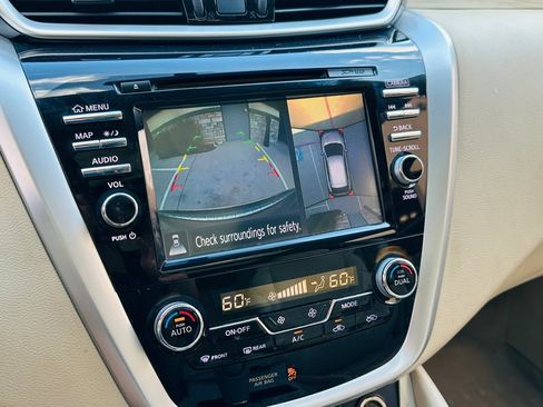 Used 2015 Nissan Murano SL w/ SL Technology Package FWD image 17