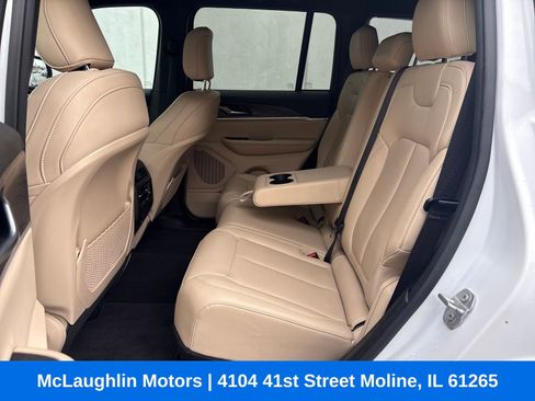 Used 2024 Jeep Grand Cherokee Limited image 28