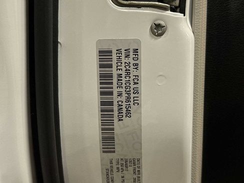 Used 2023 Chrysler Voyager LX FWD image 14