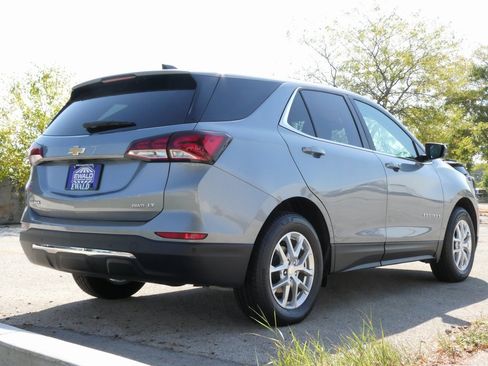 Used 2024 Chevrolet Equinox LT image 3