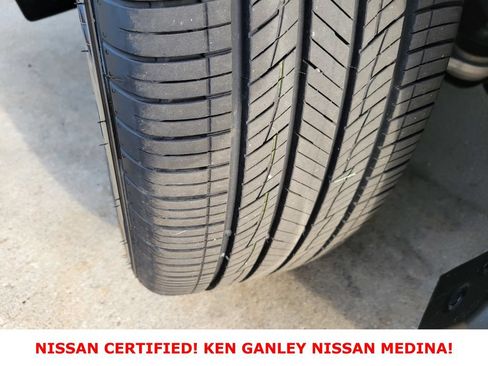 Certified 2025 Nissan Murano SV AWD/4WD image 19