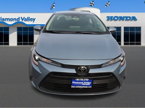 Used 2023 Toyota Corolla LE image 2