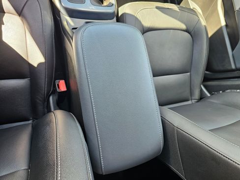 Used 2019 Chevrolet Colorado Z71 AWD/4WD image 28