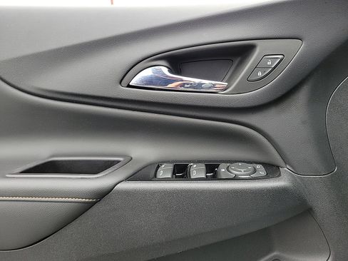 Used 2022 Chevrolet Equinox Premier w/ Redline Edition FWD image 15