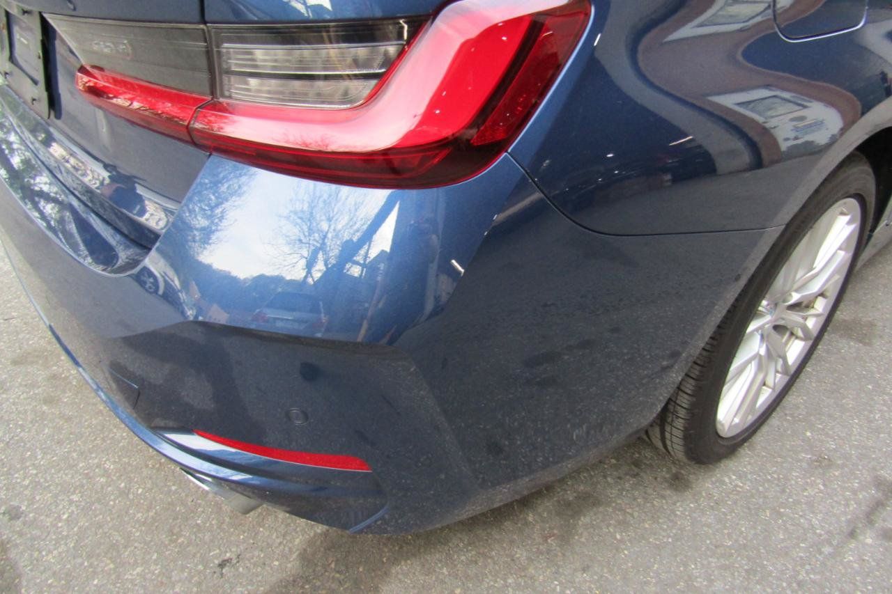 Used 2024 BMW 330e xDrive AWD/4WD image 15