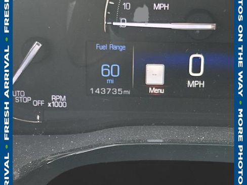 Used 2017 Cadillac XT5 Premium Luxury w/ Driver Assist Package AWD/4WD image 1