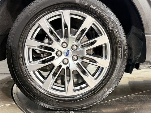 Used 2025 Ford Explorer Active w/ Active Comfort Package image 20