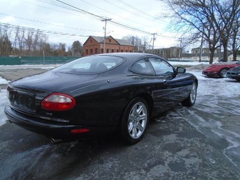 Used 2000 Jaguar XK8 Coupe image 7