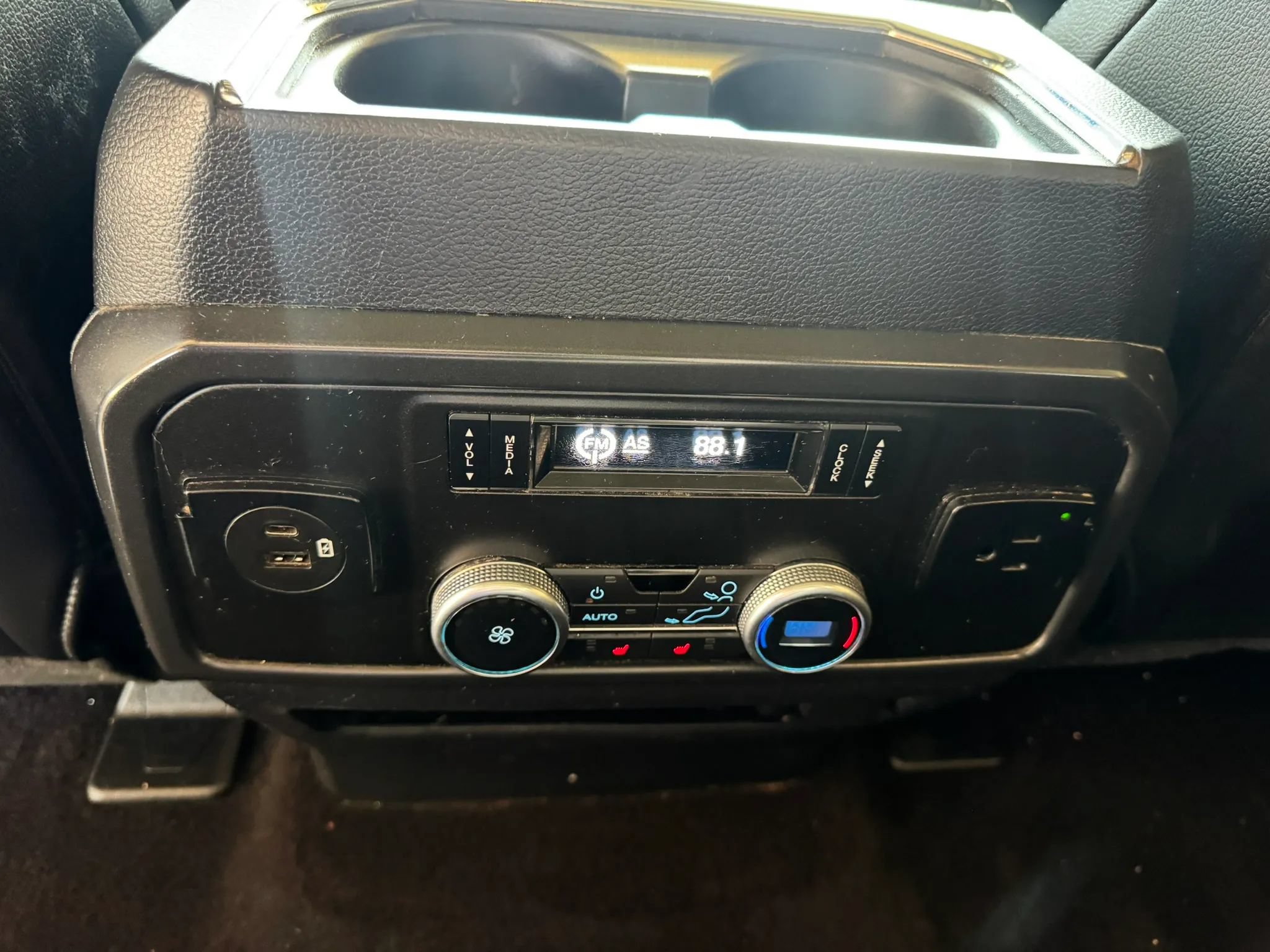 Used 2021 Ford Expedition Max Limited RWD image 20