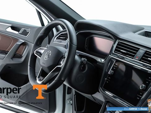 Used 2024 Volkswagen Tiguan SEL R-Line AWD/4WD image 34