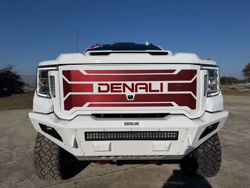 Used 2020 GMC Sierra 2500 Denali w/ Denali Ultimate Package image 9