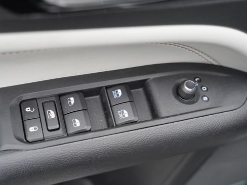 Used 2026 Jeep Compass Limited AWD/4WD image 16