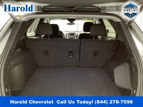 Used 2024 Chevrolet Equinox LT image 5