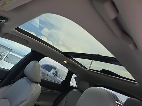 Certified 2023 INFINITI QX50 Luxe FWD image 9