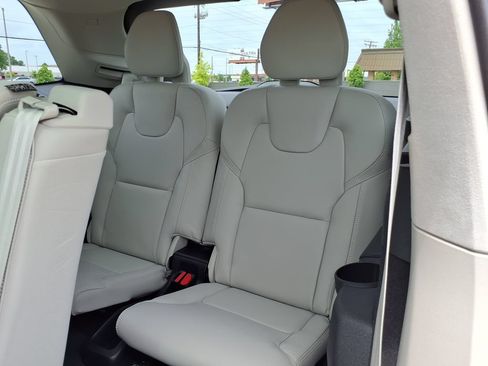 New 2026 Volvo XC90 B6 Ultra w/ Lounge Package AWD/4WD image 23